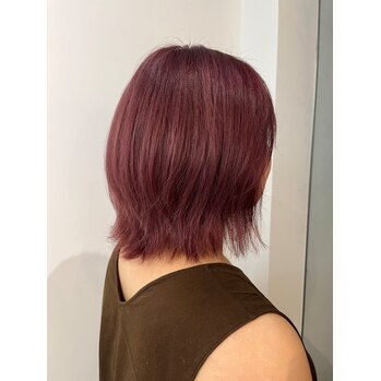 濃いめピンクベージュ